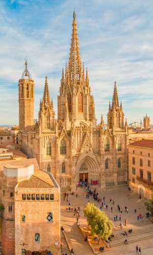 Rezervă-ți turul turistic cu autobuzul hop-on hop-off în Barcelona, Spania – Bilete oficiale, rute ajustabile și anulare gratuită în 2026